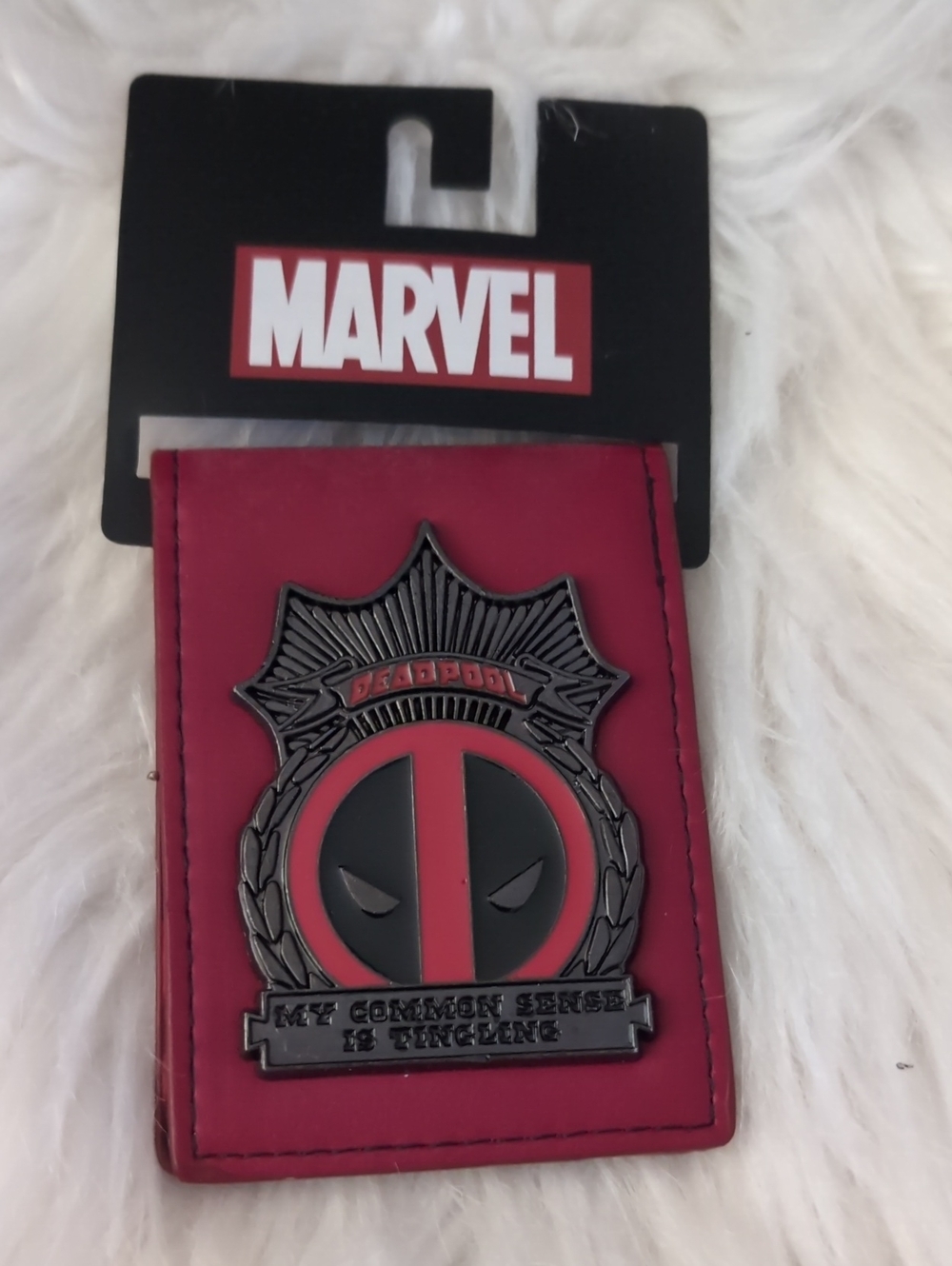 Marvel Deadpool Red and Black Badge Money Clip Card Holder